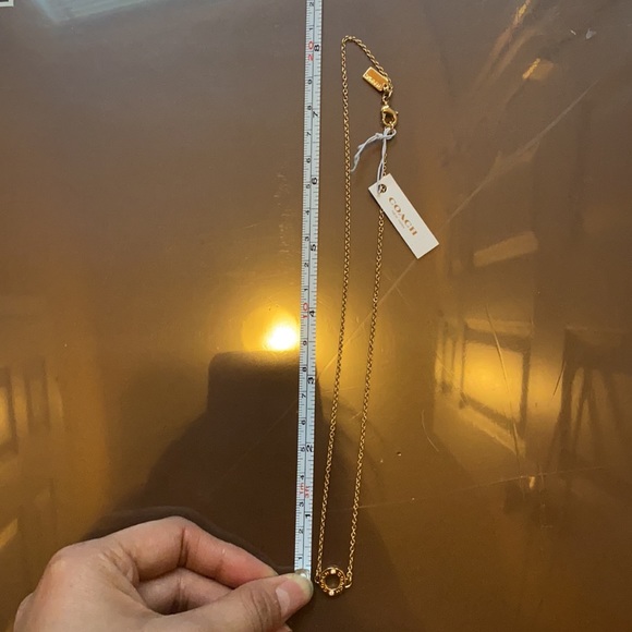 New coach necklace - Picture 3 of 3